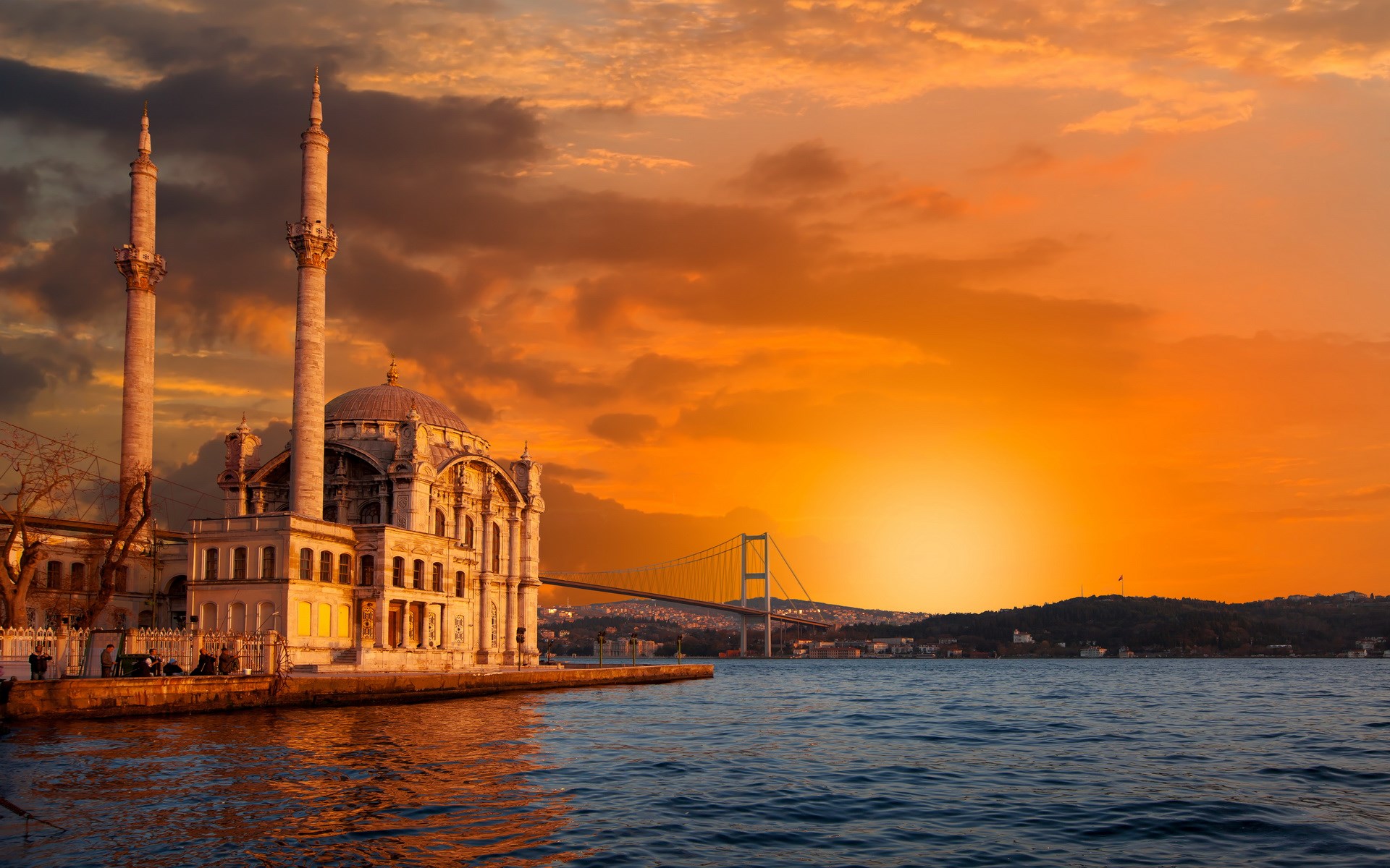 Sunset Boat Cruise along the Bosphorus